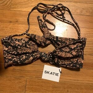 Skatie bikini top brown snake skin pattern in Lyndie, bandeau style. siz…